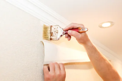 Pose de papier peint à Lailly — revêtements muraux et toiles de verre